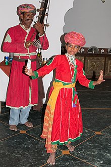 Young boy playing a dance nritta Mandawa-Danse nritta-2013107.jpg