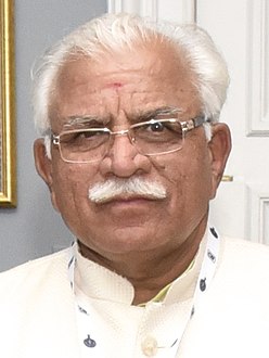 Manohar Lal Khattar 2015.jpg