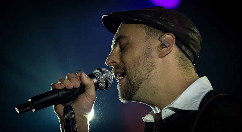 File:Max Mutzke - Leverkusener Jazztage 2016-AL3333.jpg