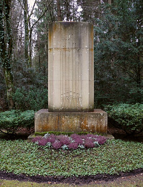 Reger's grave, Munich Waldfriedhof