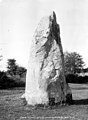 Menhir dit La Pierre des Hommes - Ensemble sud-est - Coron - Médiathèque de l'architecture et du patrimoine - APMH00004967.jpg