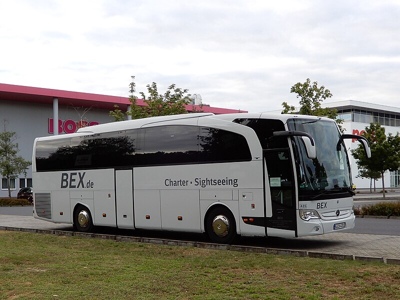 File:Mercedes-Benz Travego - Potsdam 2020-09-07 (1).jpg