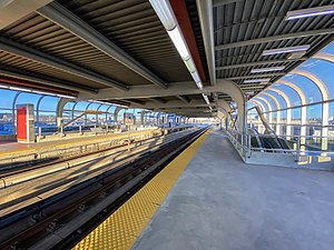 Midland Station Platform 2022.jpg