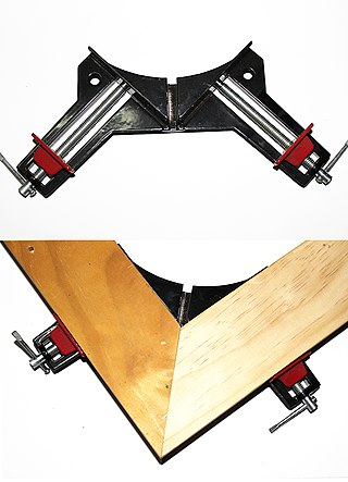 <span class="mw-page-title-main">Mitre clamp</span> Clamp designed to hold mitre joints together