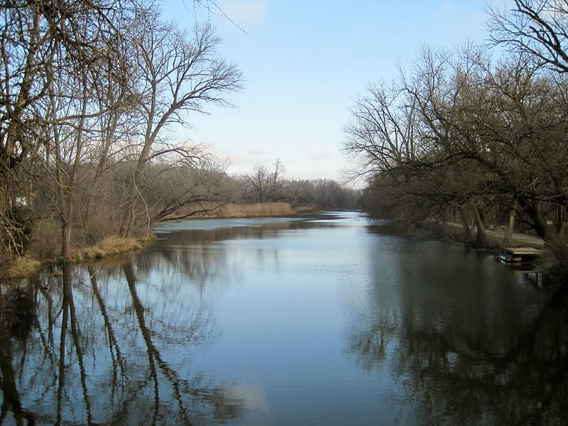 File:Morris Wide Water Canal Boat Site.jpg