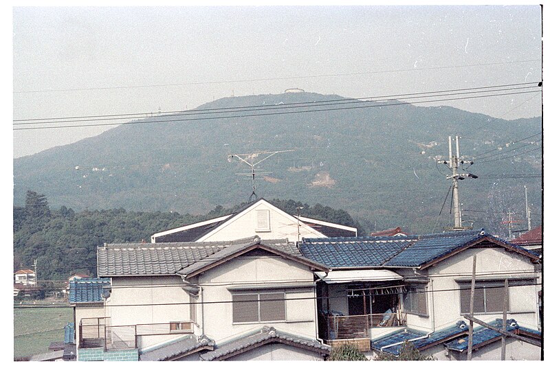 File:Mount Ikoma.JPG