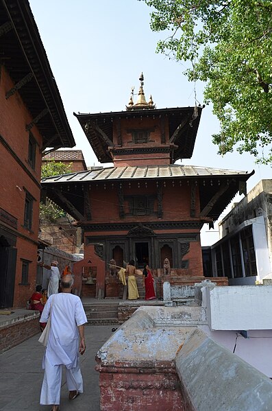 File:Nepali Temple exterior, Varanasi.jpg
