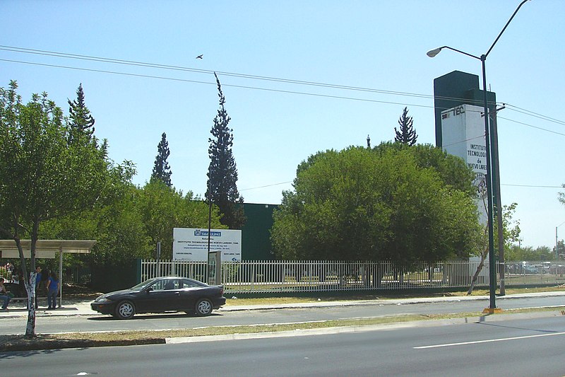 File:Nuevo Laredo TEC.jpg