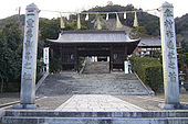 Un shime torii