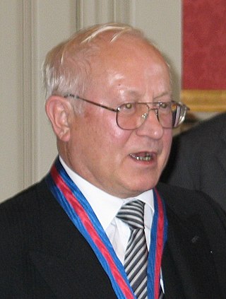 <span class="mw-page-title-main">Oleg Gordievsky</span> Former colonel of the KGB (born 1938)