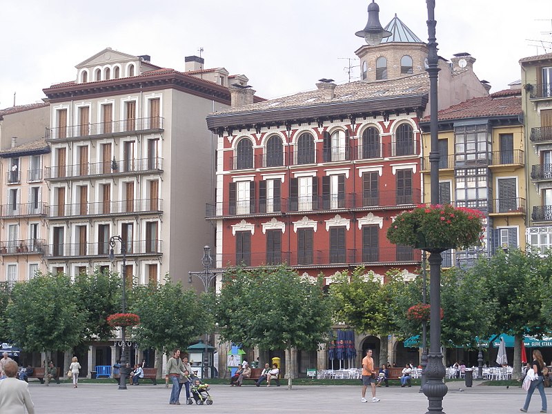 File:Palacio de goyeneche.JPG