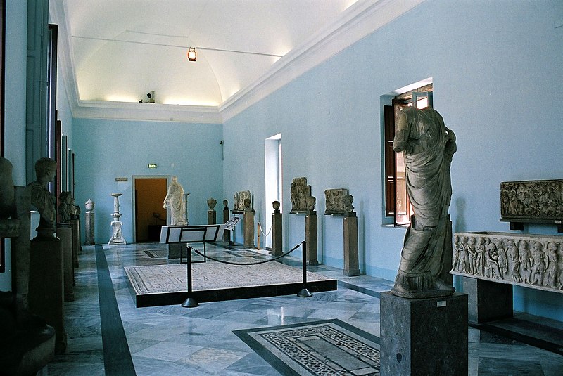 File:Palermo-Museo-Archeologico-bjs-09.jpg