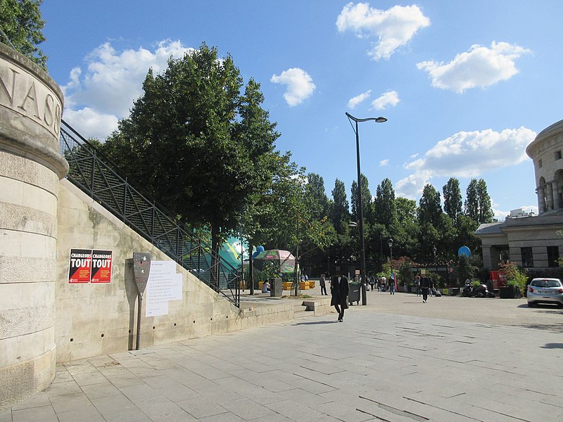 File:Panneau Bassin de la Villette- place de la Bataille-de-Stalingrad et quai de la Seine.jpg