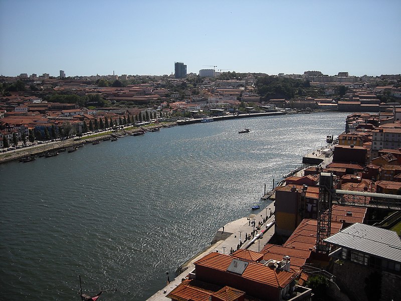 File:Porto, Gaia e o rio Douro (3).jpg