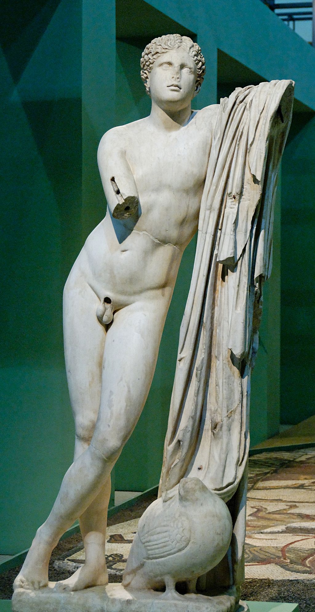 Pothos (il Desiderio amoroso), copia da originale greco attribuito a Skopas. Da una domus del II sec. d.C. nell'area di Via Cavour, scultura a tutto tondo / marmo pentelico, 180 cm, Centrale Montemartini, Rome