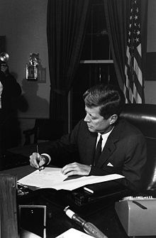 Cuban Missile Crisis - Wikipedia