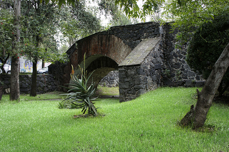 File:Puente de la Mampostería.jpg