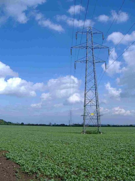 File:Pylons, near Crudwell - geograph.org.uk - 433717.jpg