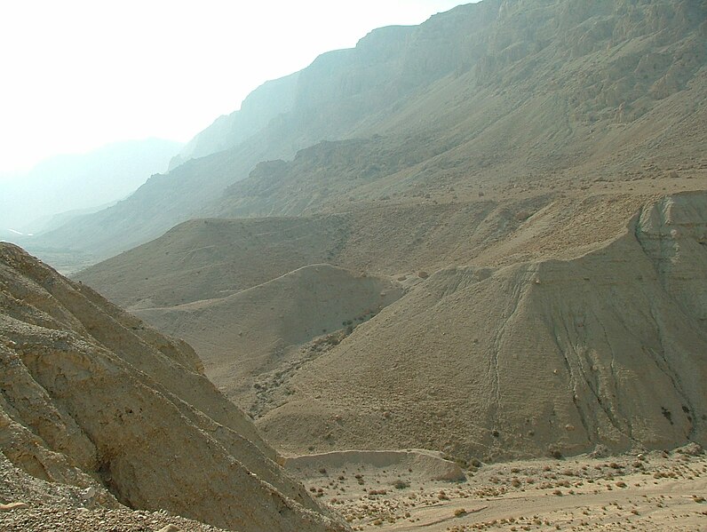 File:Qumran View 01.jpg