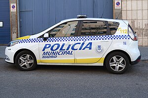 oficial de policia que data el sitio libres