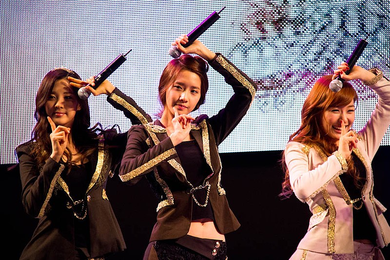 File:SNSD at LG Cinema 3D World Festival (2).jpg