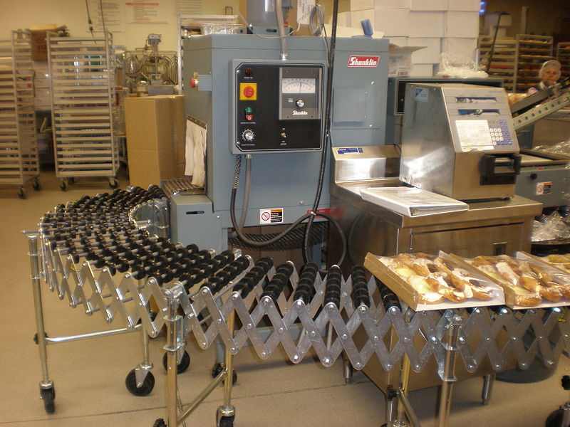 File:SSF Costco bakery pastry packaging line.JPG