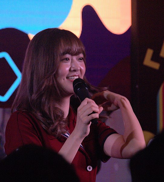 File:Sally Amaki at Creators Superfest 2.jpg