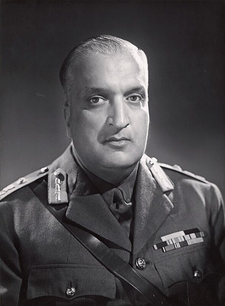 File:Sir Hari Singh Bahadur, Maharaja of Jammu and Kashmir, 1944.jpg