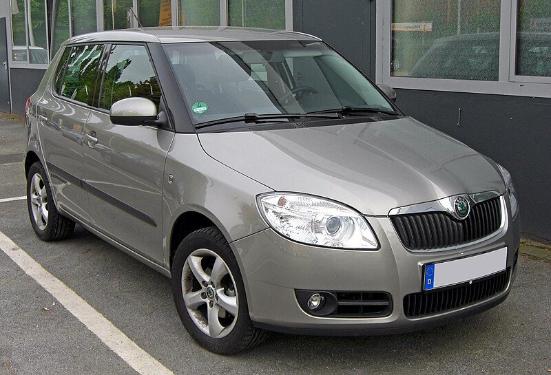 Datei:Skoda Fabia II 1.4 Scout rear 20100508.jpg – Wikipedia