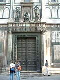 Миниатюра для Файл:South Doors of the Battisteria di San Giovanni, Florence. May 2004.jpg