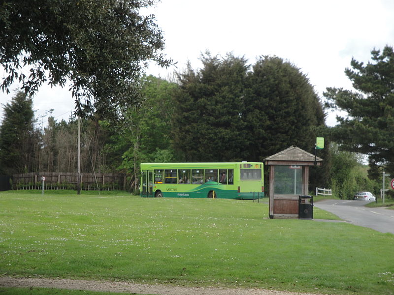 File:Southern Vectis 3361 HW54 DCF and Chale Green.JPG