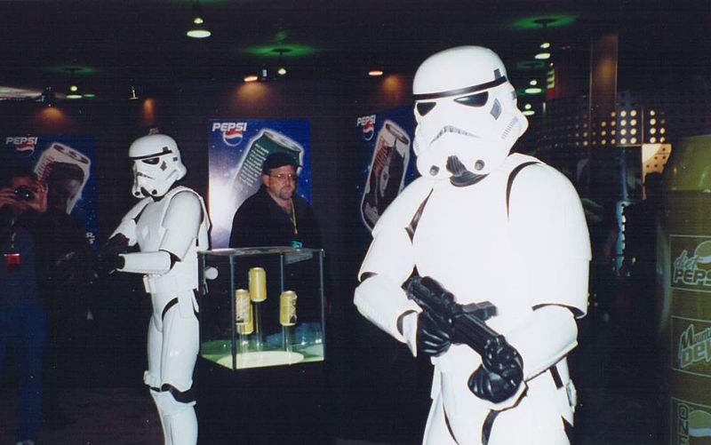 File:Star Wars Celebration (the 1st) - Stormtrooper statues guard the Pepsi booth (4878843734).jpg