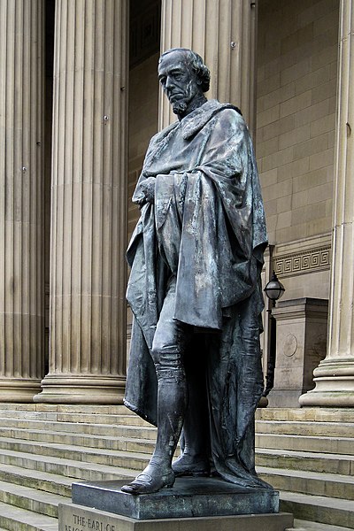 File:Statue of Benjamin Disraeli, 1st Earl of Beaconsfield (4741418941).jpg