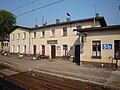 English: Train station in Subkowy, Poland Polski: Stacja kolejowa w Subkowach, województwo pomorskie Camera location 53° 59′ 13.2″ N, 18° 45′ 14.4″ E  View all coordinates using: OpenStreetMap