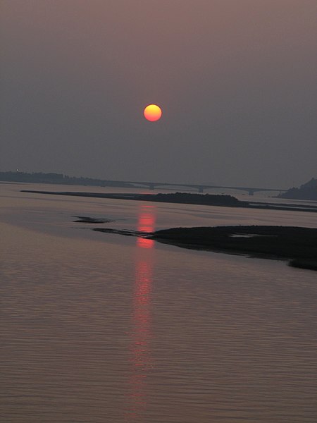 File:Sunset view from Kali River Bridge in Konkan Railway 1.jpg