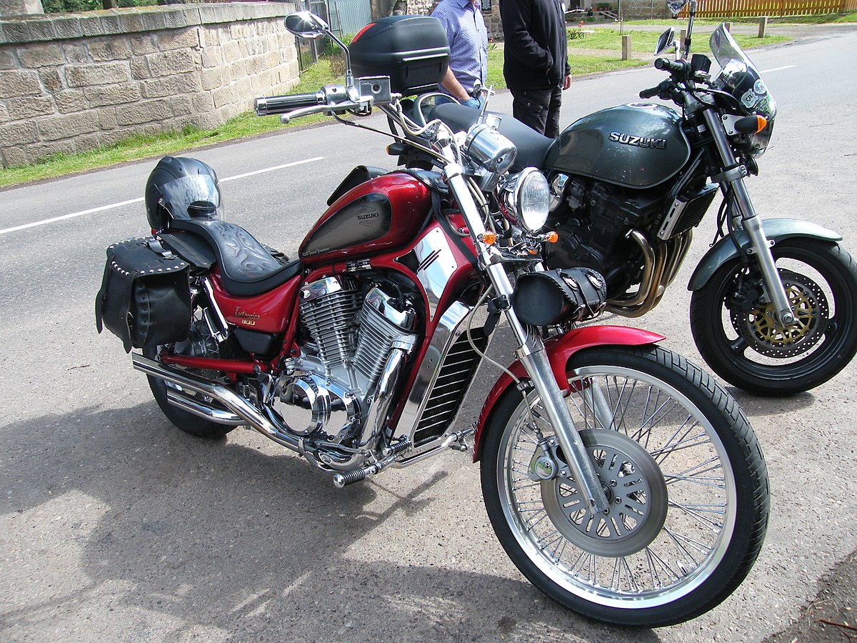 File:Suzuki VS 800 Intruder DSCF0727.JPG - Wikimedia Commons