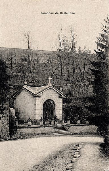 File:Tombeau de Castellane Caluire.jpg