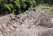 ファイル:Umanoseiwa_Andesite_Dike_J.jpg