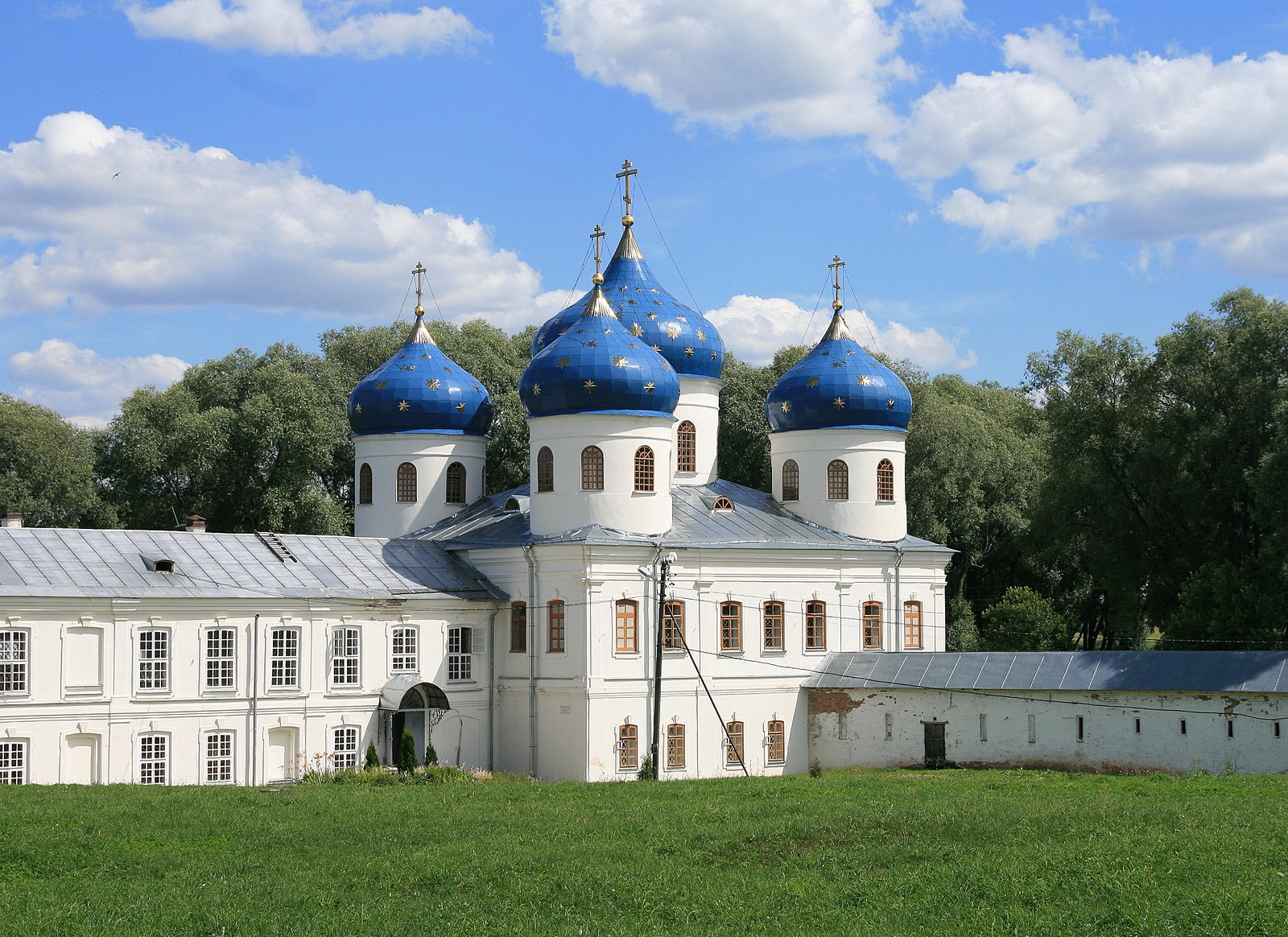 Храмы великого новгорода список. Юрьев монастырь Великий Новгород.