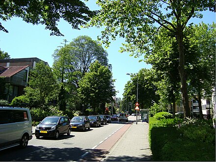 Typical Hilversum: lots of greenery and traffic congestion