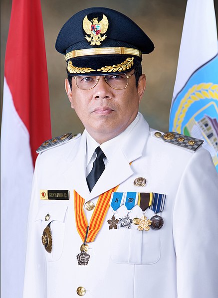 File:Vice Mayor of South Tangerang Benyamin Davnie.jpg