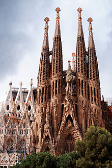 Sagrada Familia by Antonio Gaudi View of Nativity Facade of Basilica and Expiatory Church of the Holy Family (Basilica i Temple Expiatori de la Sagrada Familia) ( UNESCO World Heritage Site). Barcelona, Catalonia, Spain.jpg