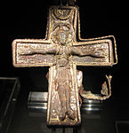 Det enkolpion, ett relikskrin i form av ett krucifix, från 1000-talet som hittades i vid Uppåkra prästgård