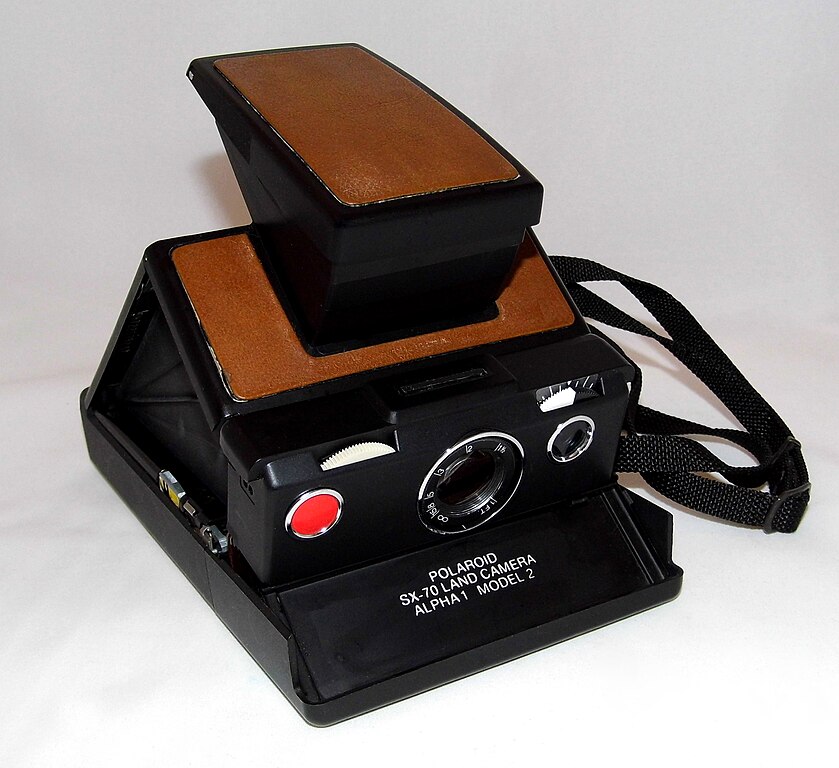 File:Vintage Polaroid SX-70 Land Camera Alpha 1 Model 2, Same