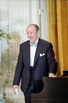 Vladimir_Horowitz_C37292-1.jpg