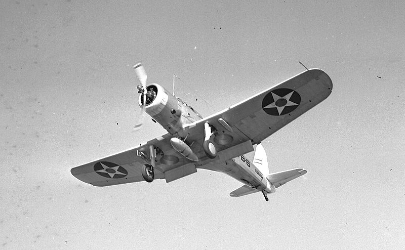 File:Vought SB2U-2 landing 1940 (4988406446).jpg