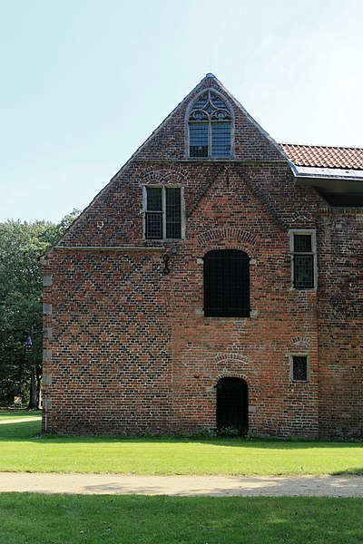 File:Westerwolde Ter Apel - Boslaan - Klooster 03 ies.jpg