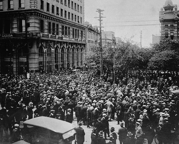 Crowds gathering outside the old City Hall during the Winnipeg general strike, 21 June 1919