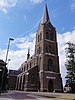 Heilige Jacobus de Meerdere: kerk met Heilig Hartbeeld