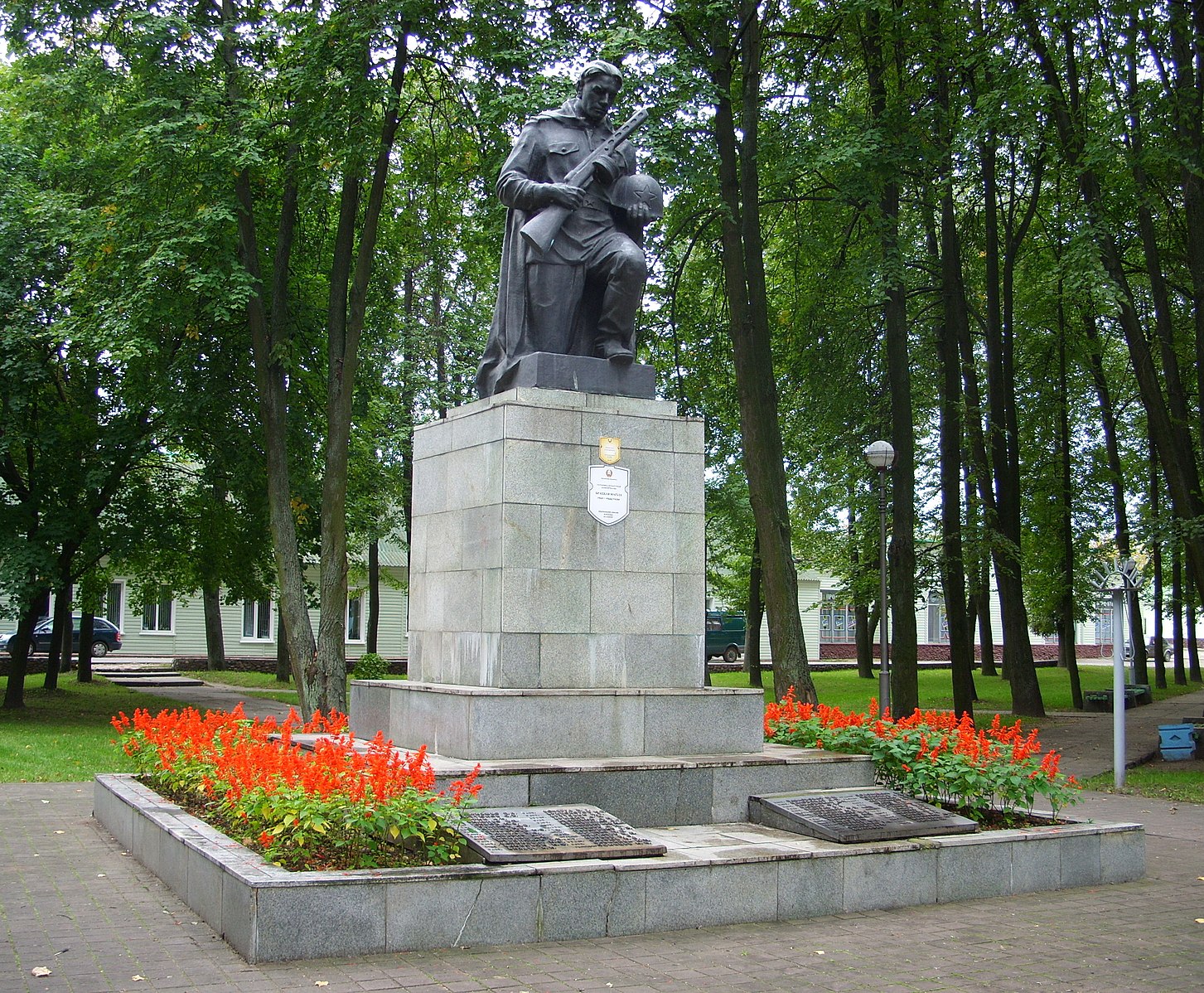 Памятник Коле Гойшику Ивацевичи